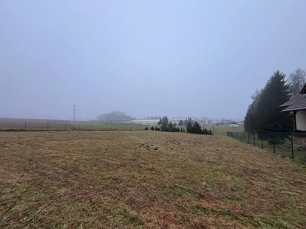 Prodej stavebního pozemku 1593 m²